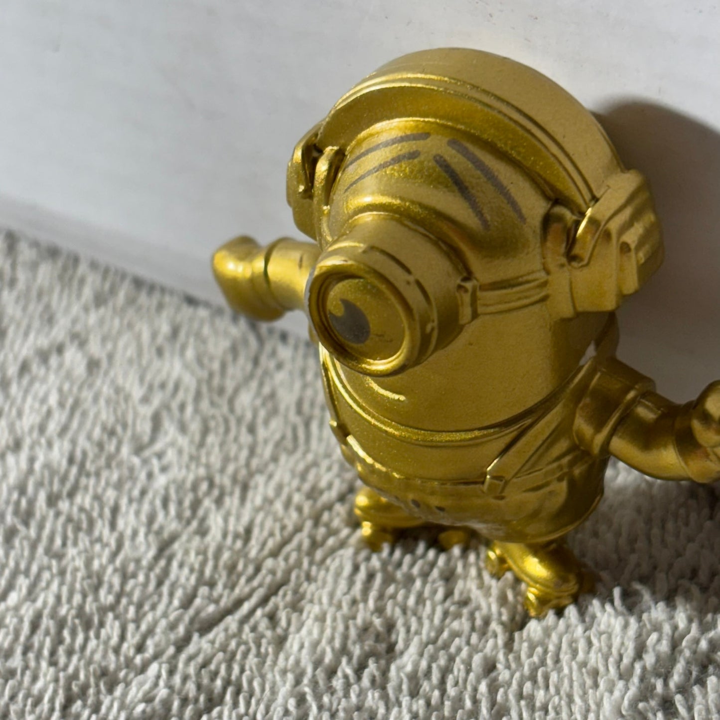 Golden Minion - Toy