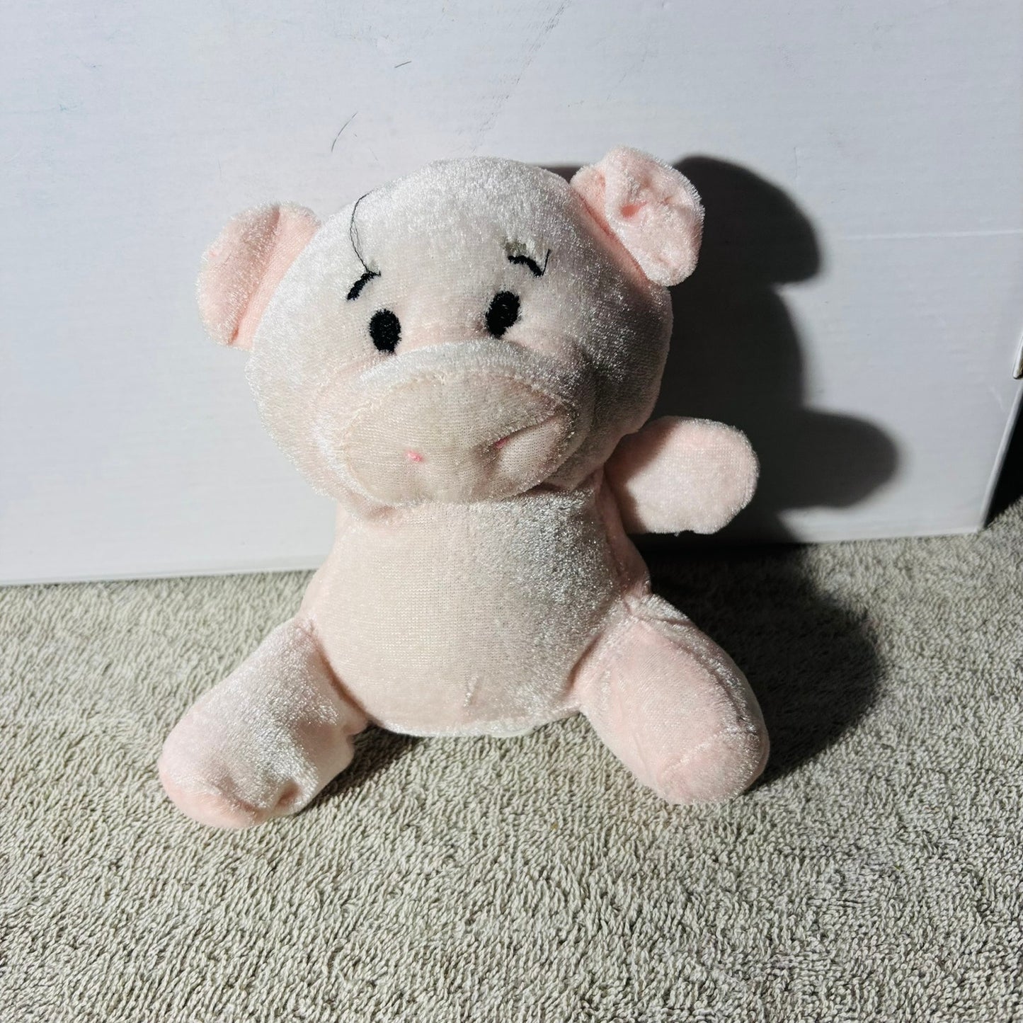 Kelly Toy - Plushie