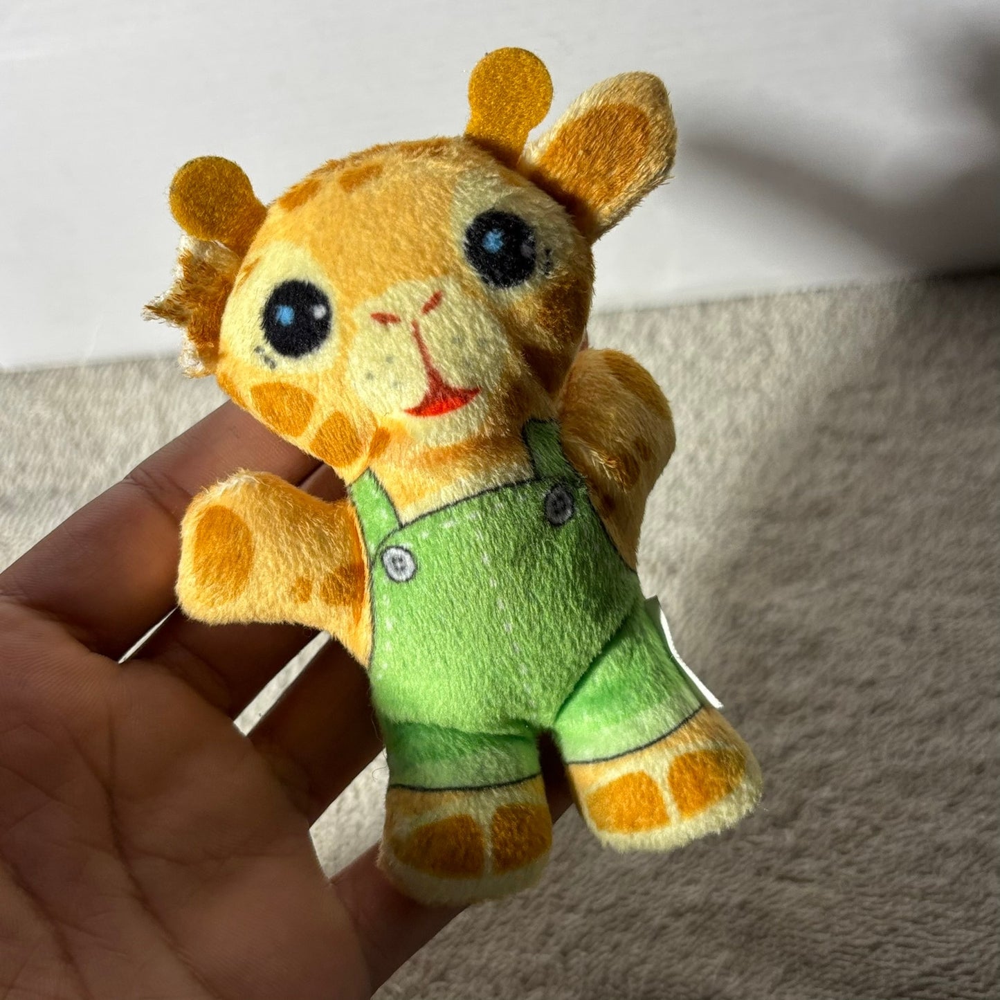 Giraffe - Plushie