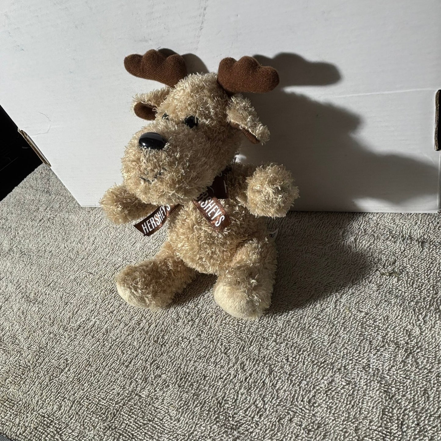 Galerie Deer - Plushie