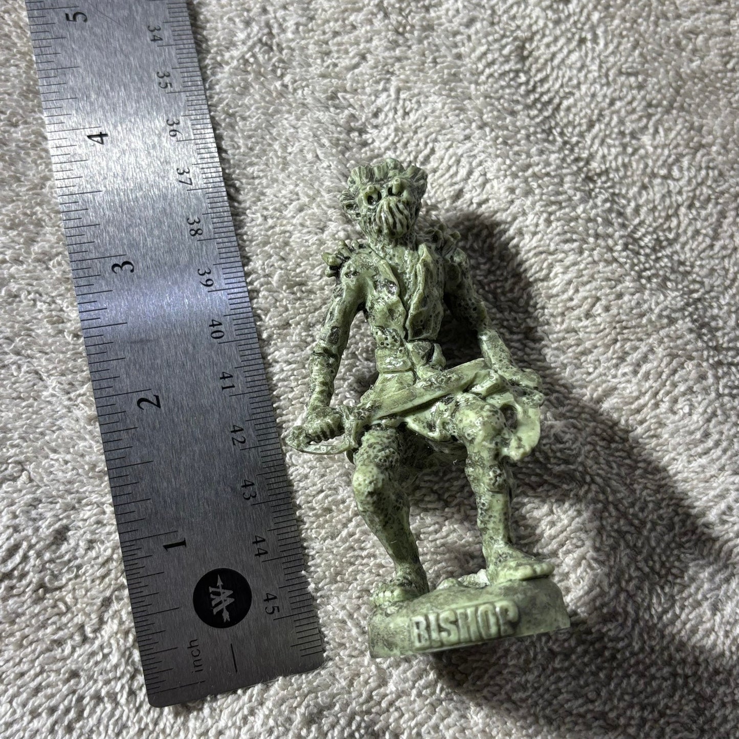 Pirates Of The Caribbean Bishop - Toy