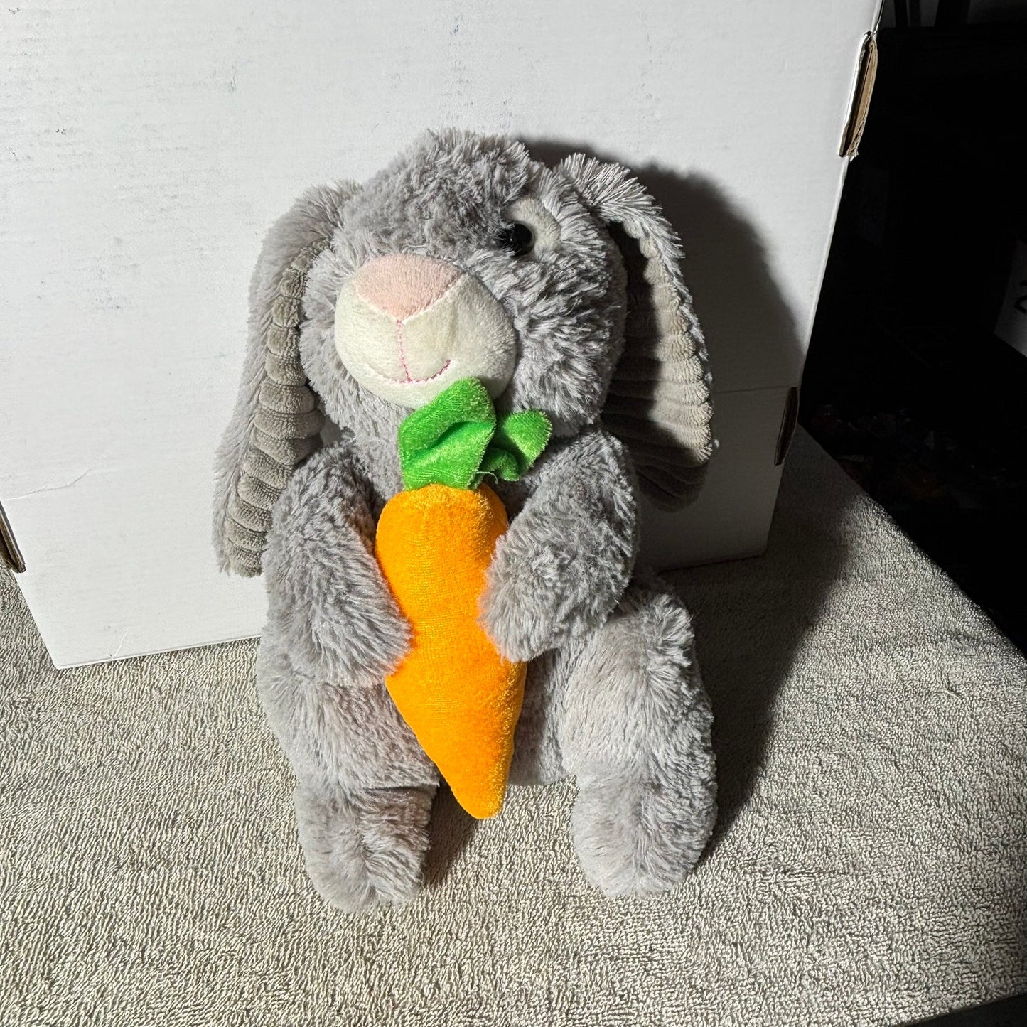 Rabbit Carrot - Plushie