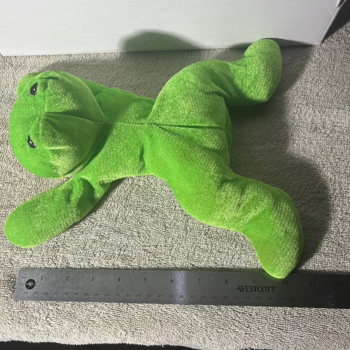 Green Frog - Plushie