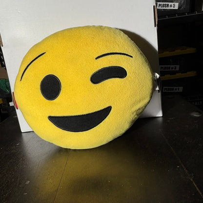 Emoji Wink - Plushie