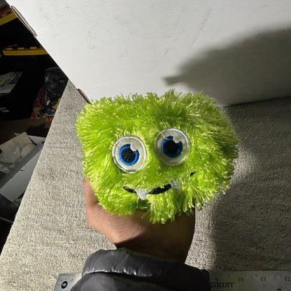 Green Blog - Plushie