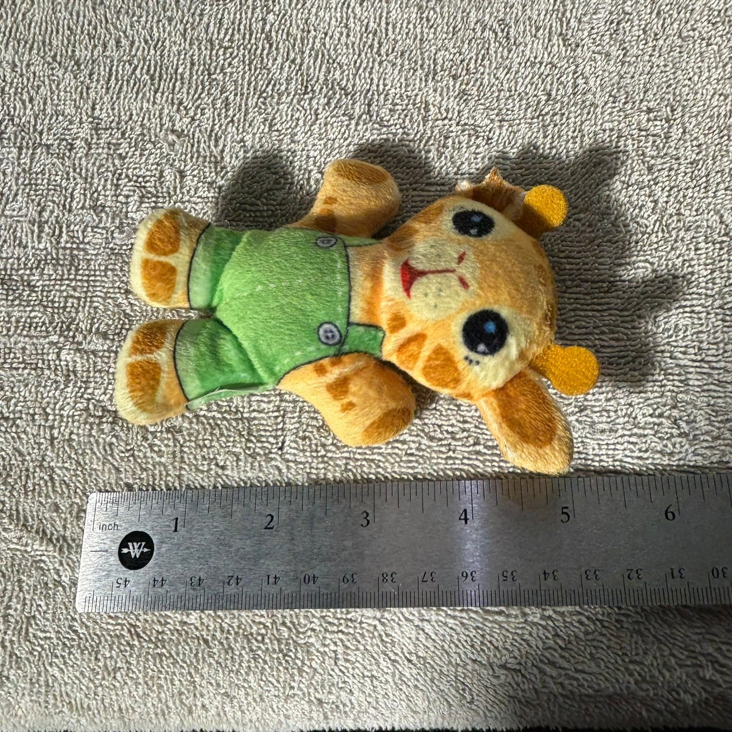 Giraffe - Plushie