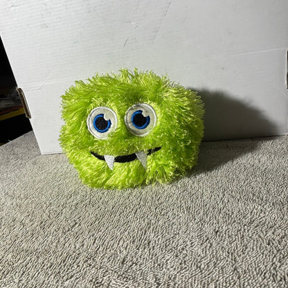 Green Blog - Plushie