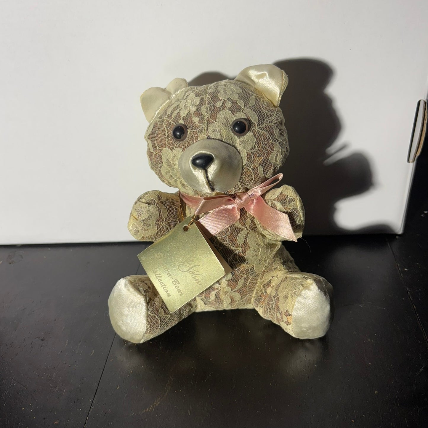 Lovely Bear - Plushie