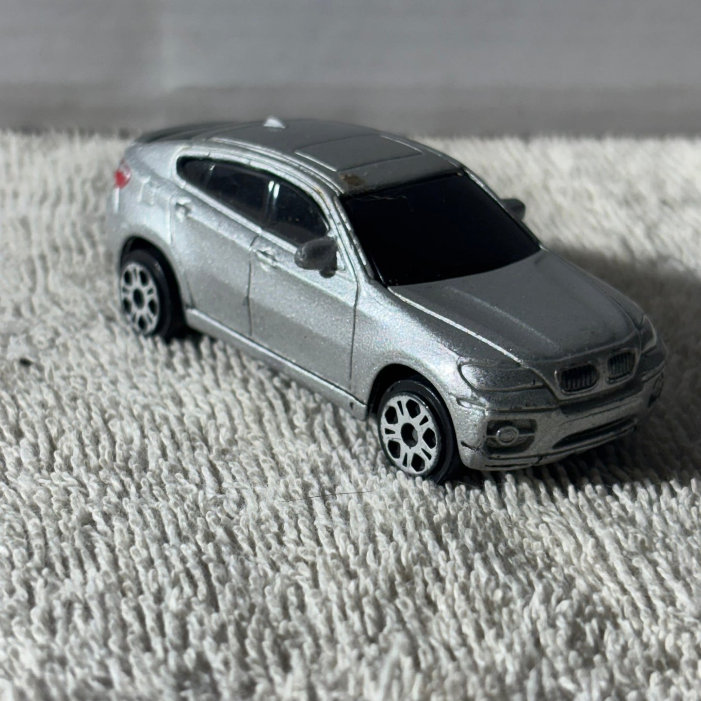 BMW SUV - Toy
