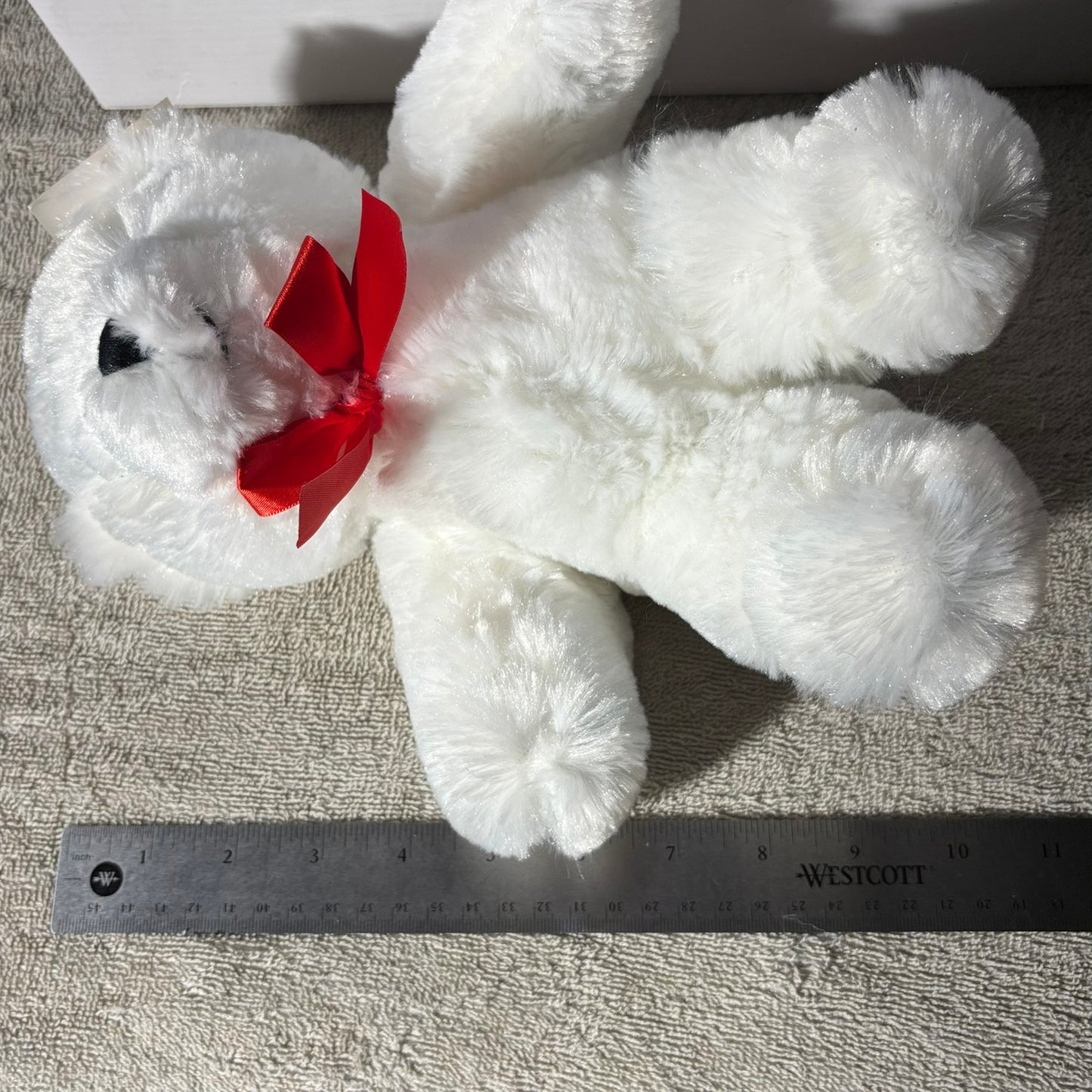 White Bear - Plushie