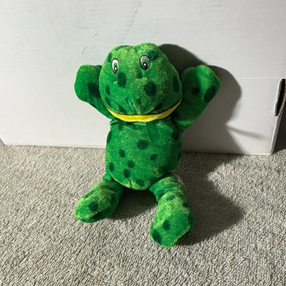 Green Frog - Plushie