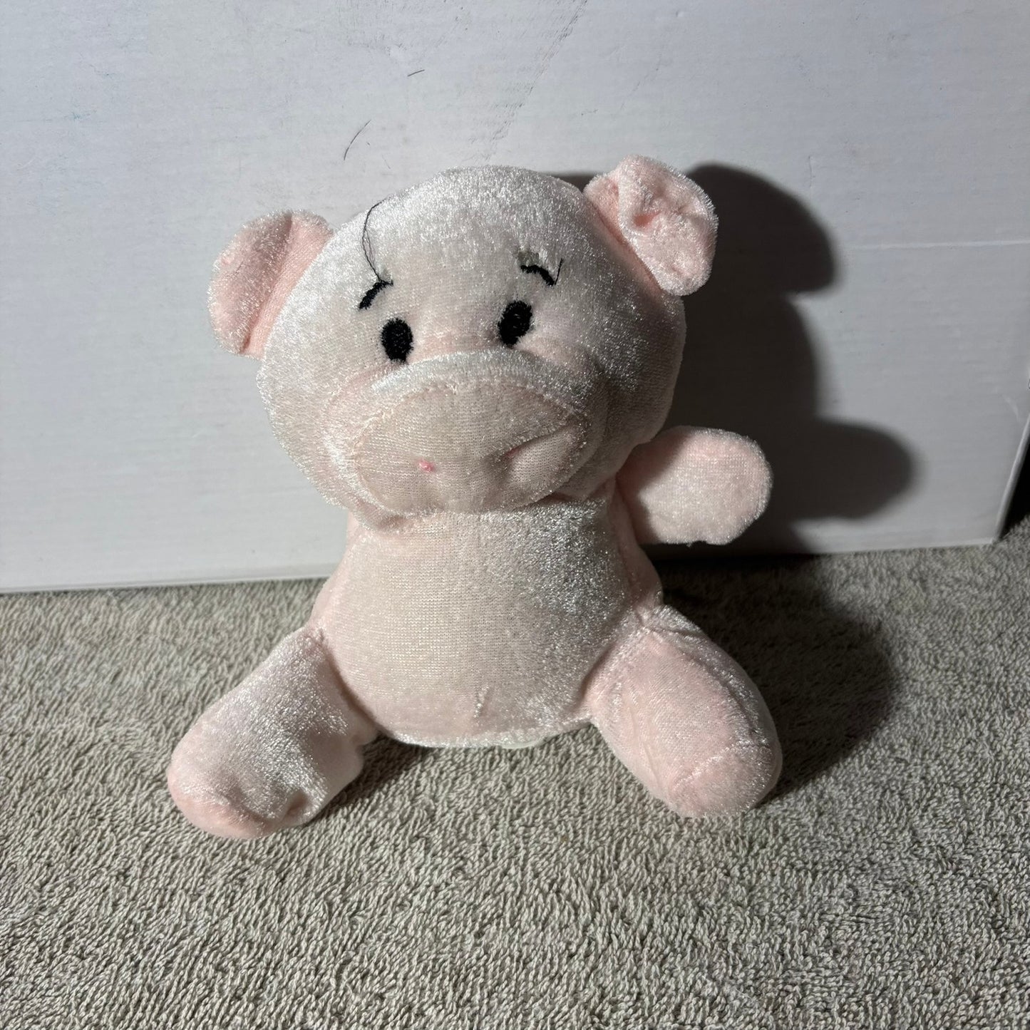 Kelly Toy - Plushie