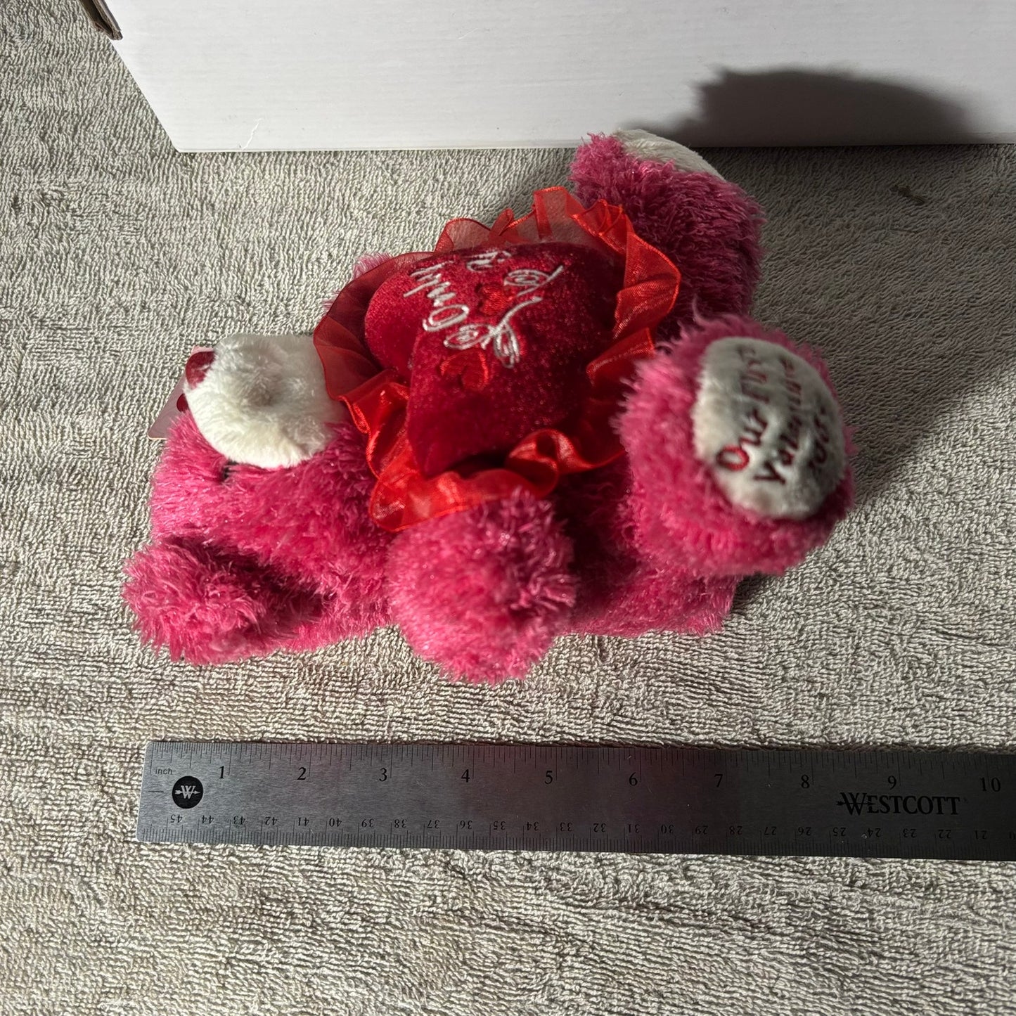 Valentines Bear - Plushie