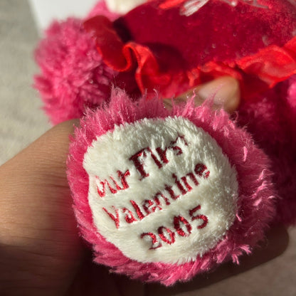 Valentines Bear - Plushie