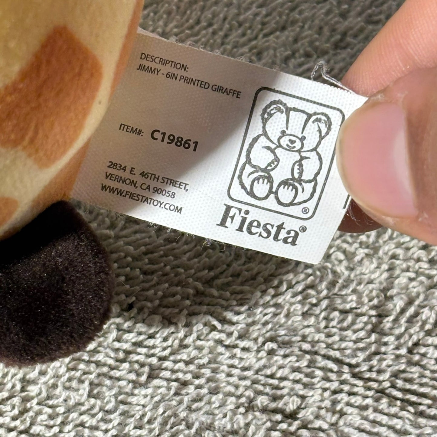 Fiesta Giraffe - Plushie