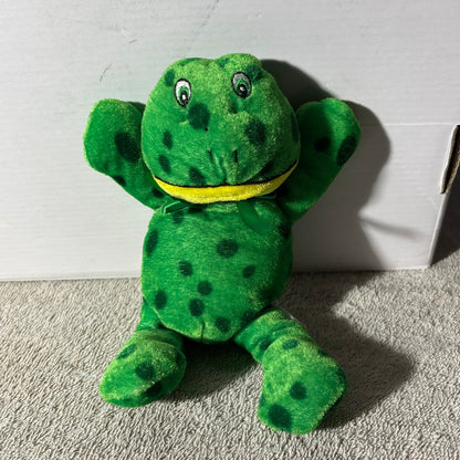 Green Frog - Plushie
