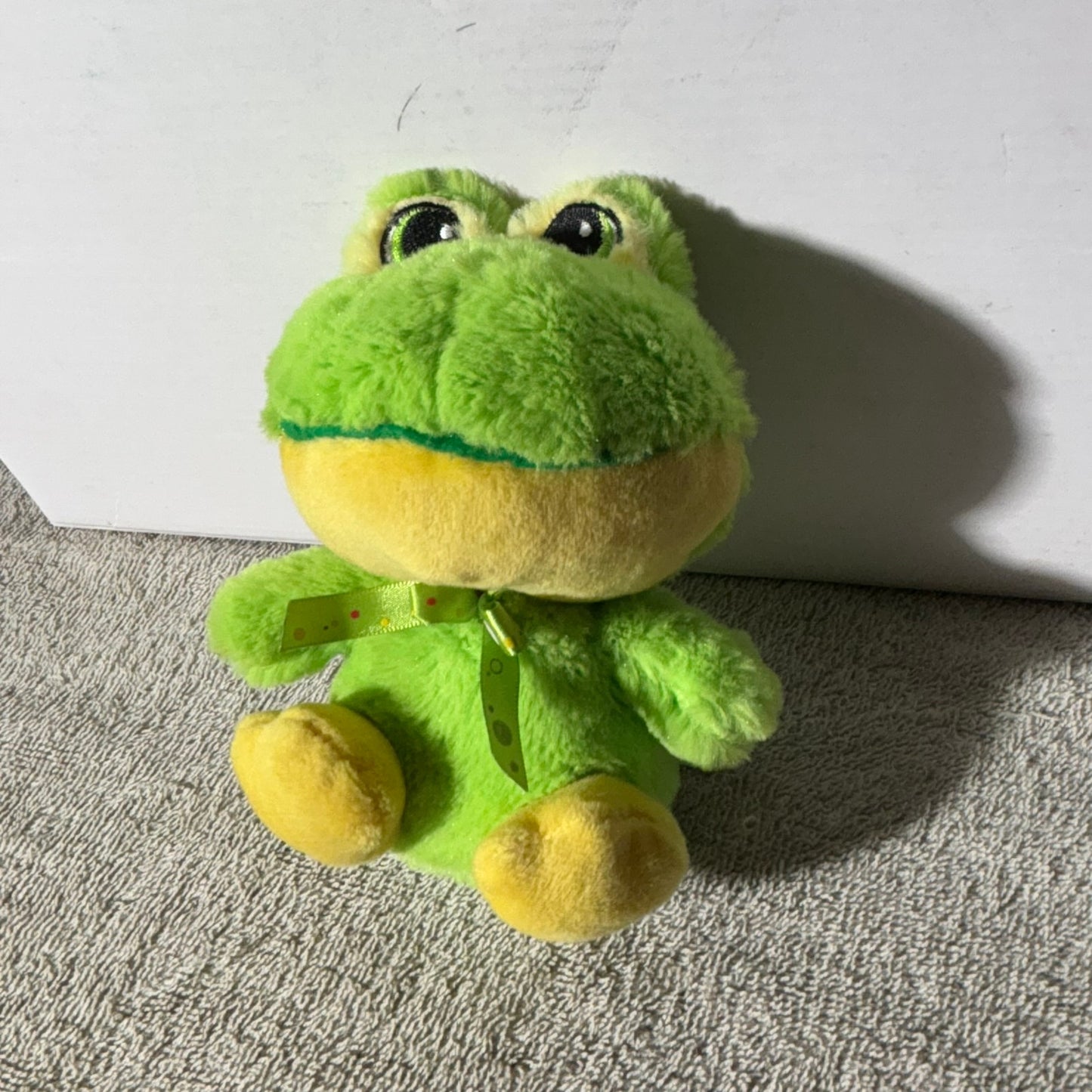 Little Frog - Plushie