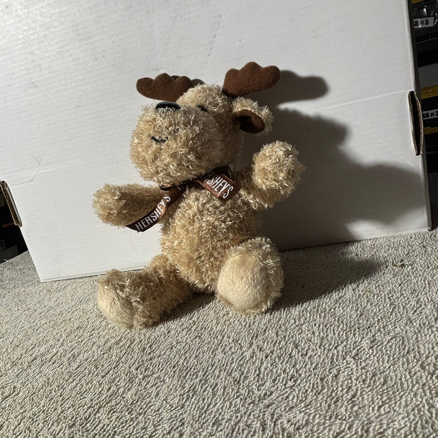 Galerie Deer - Plushie