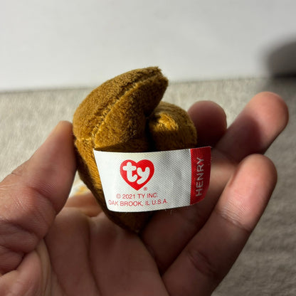 TY Bear - Plushie
