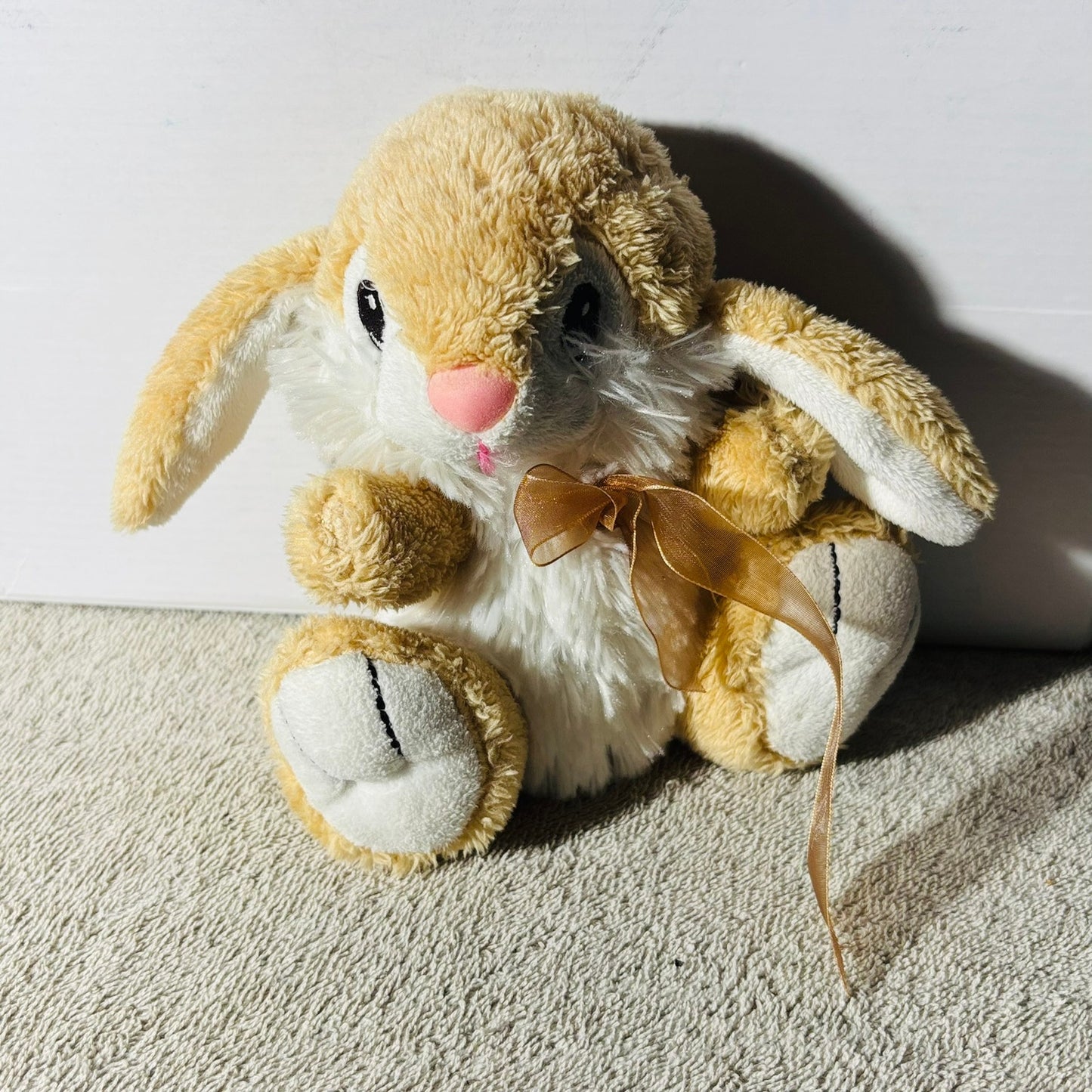 Dan Dee Rabbit - Plushie