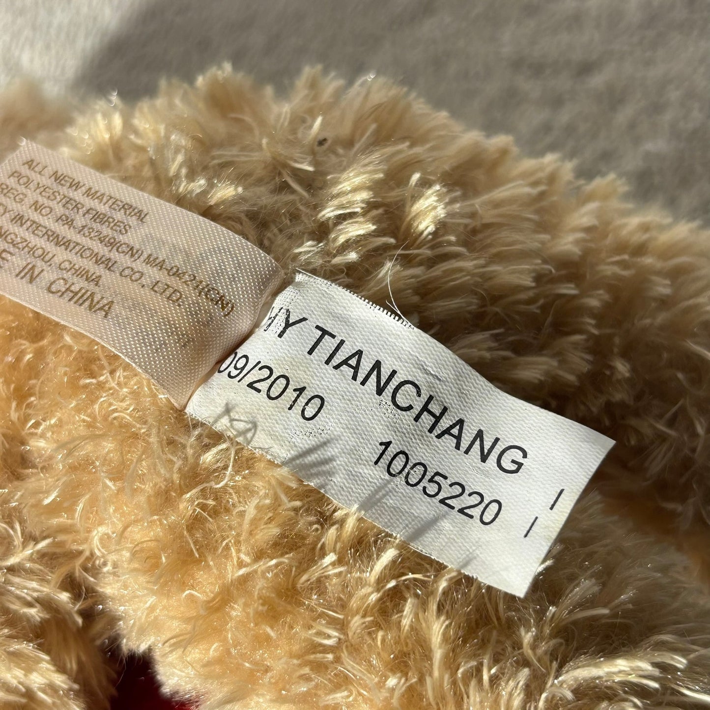 Loving Bear - Plushie