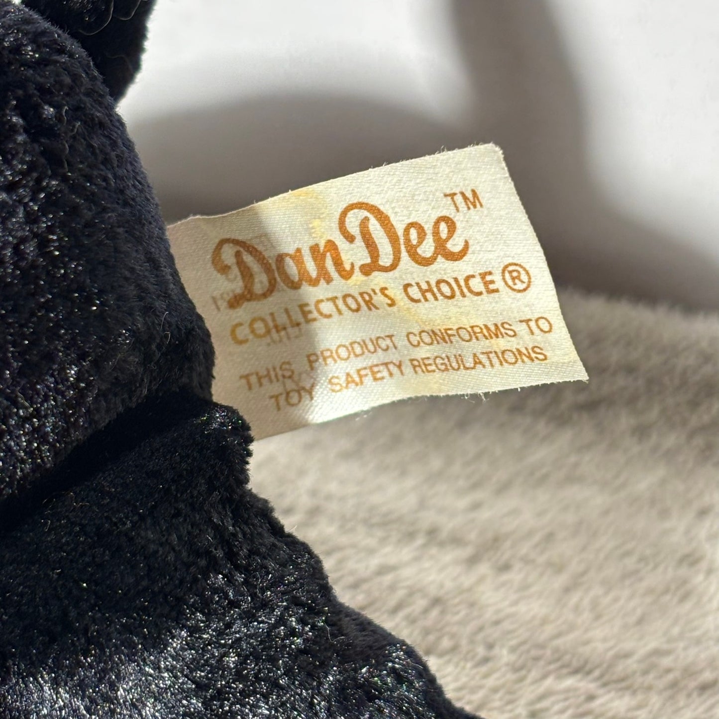 Dan Dee Dog - Plushie
