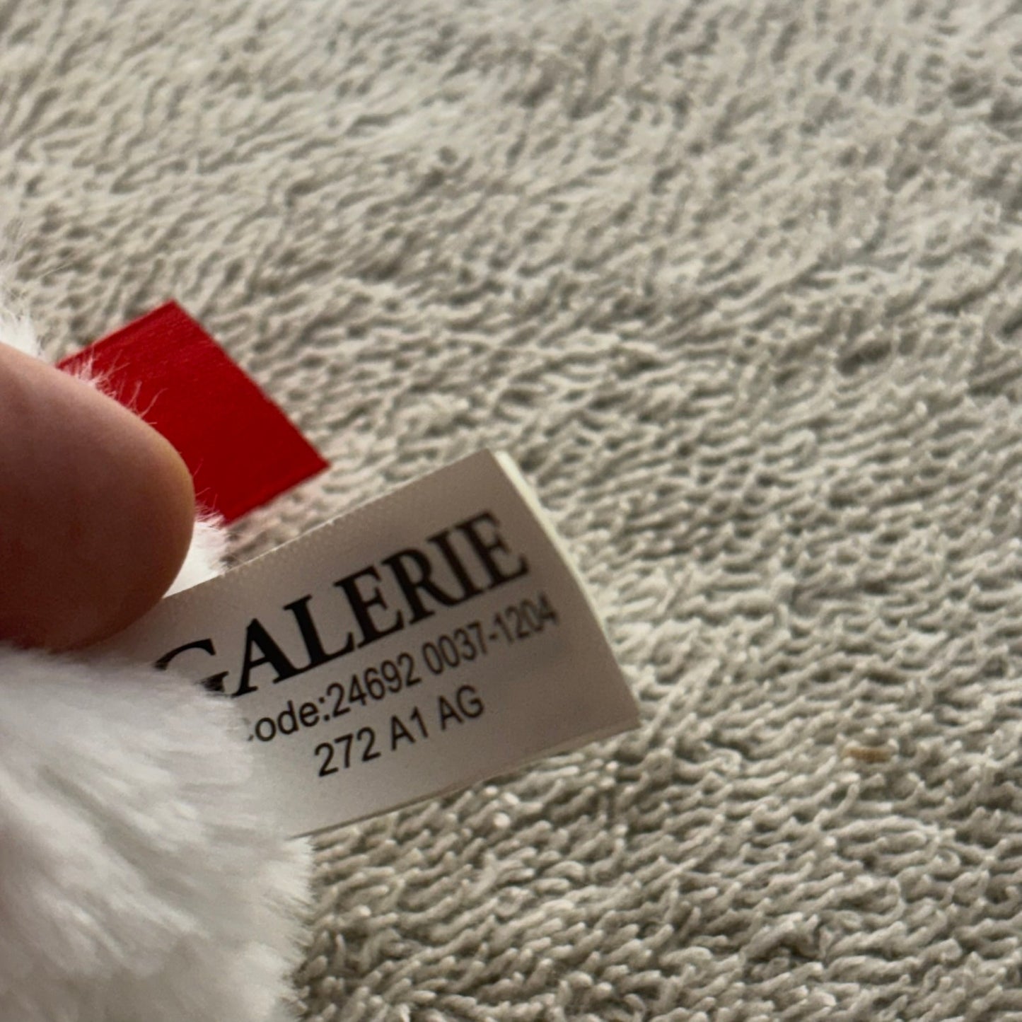 Kisses Bear - Plushie