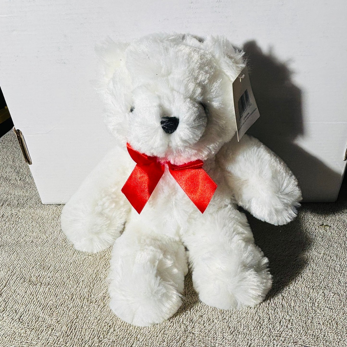 White Bear - Plushie