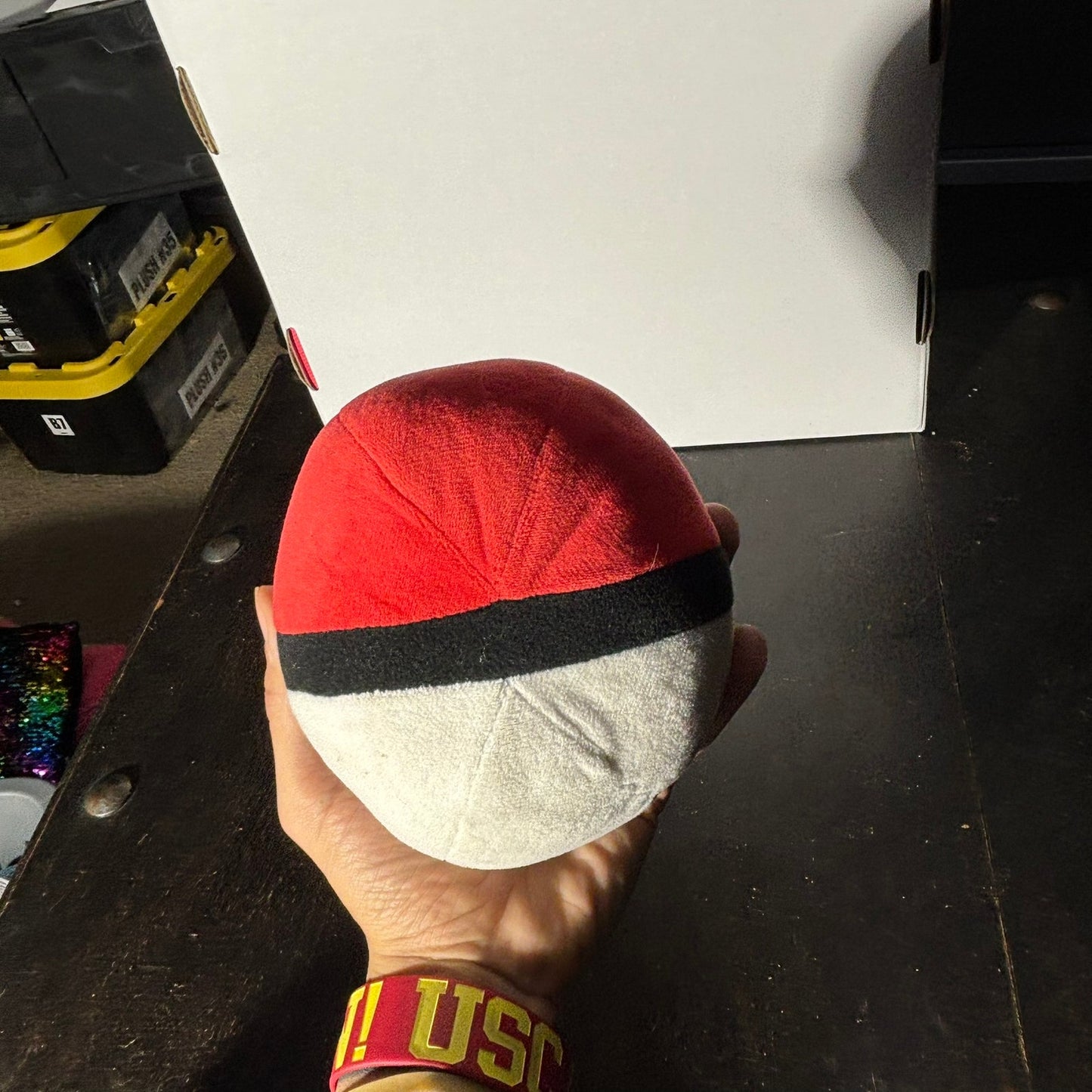 Pokémon Ball - Plushie