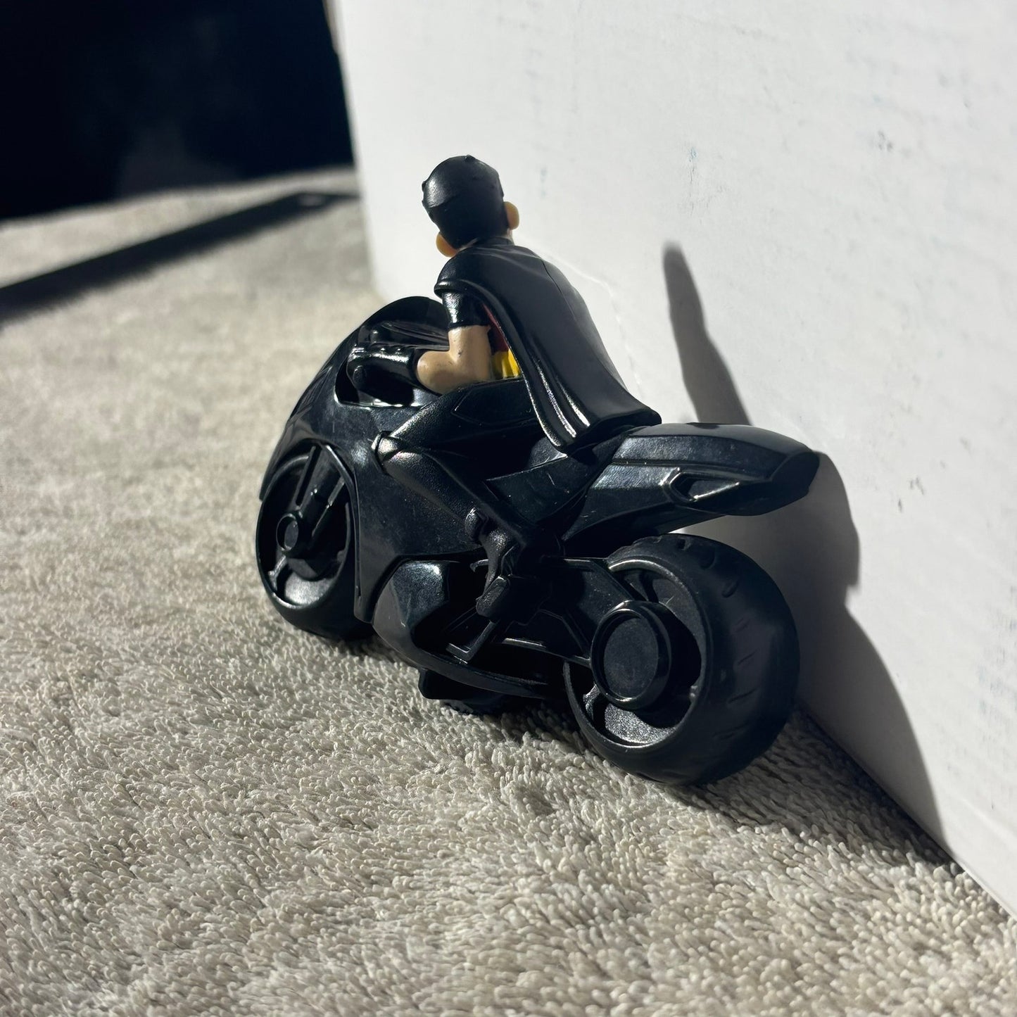 Robin Riding - Toy