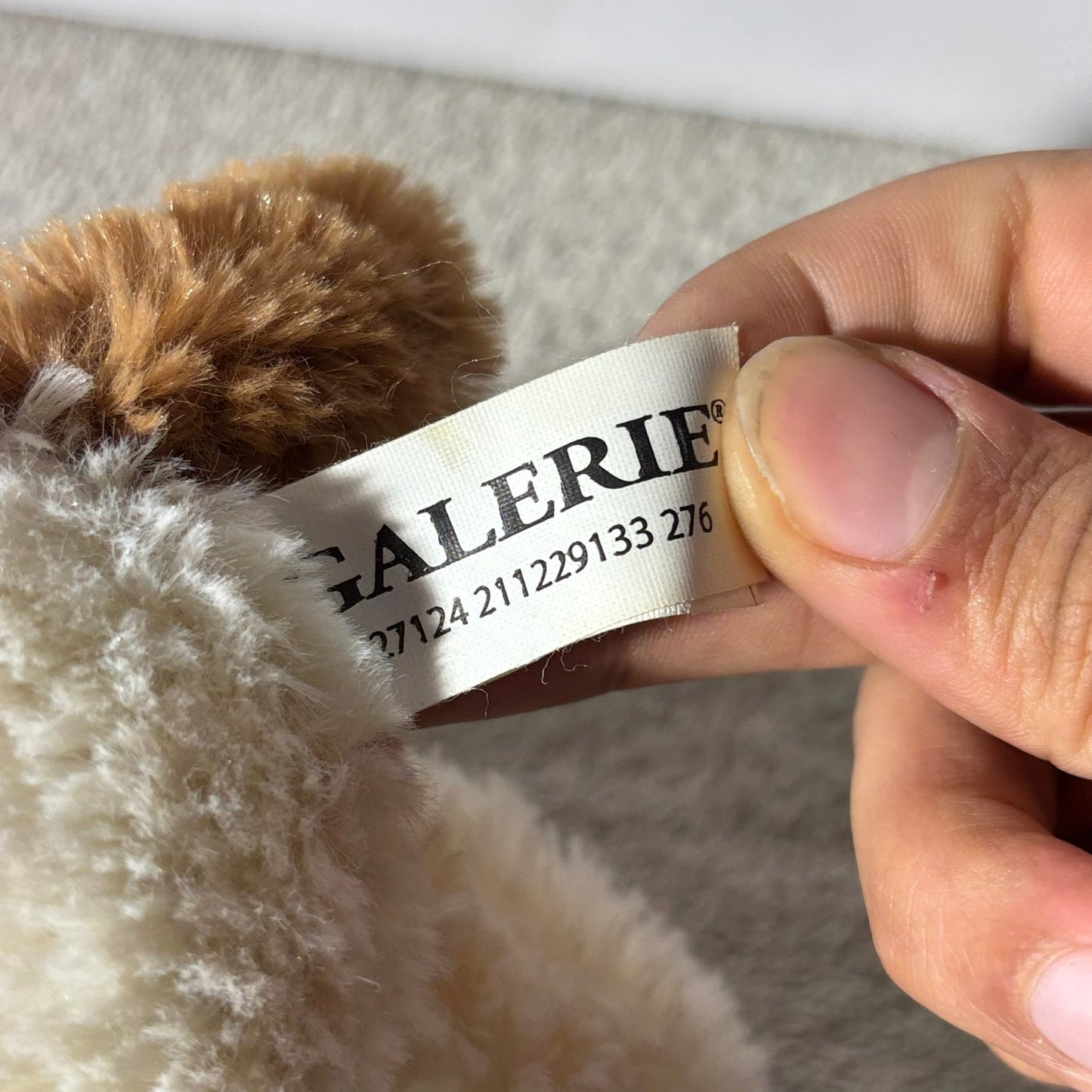 Galerie Dog - Plushie