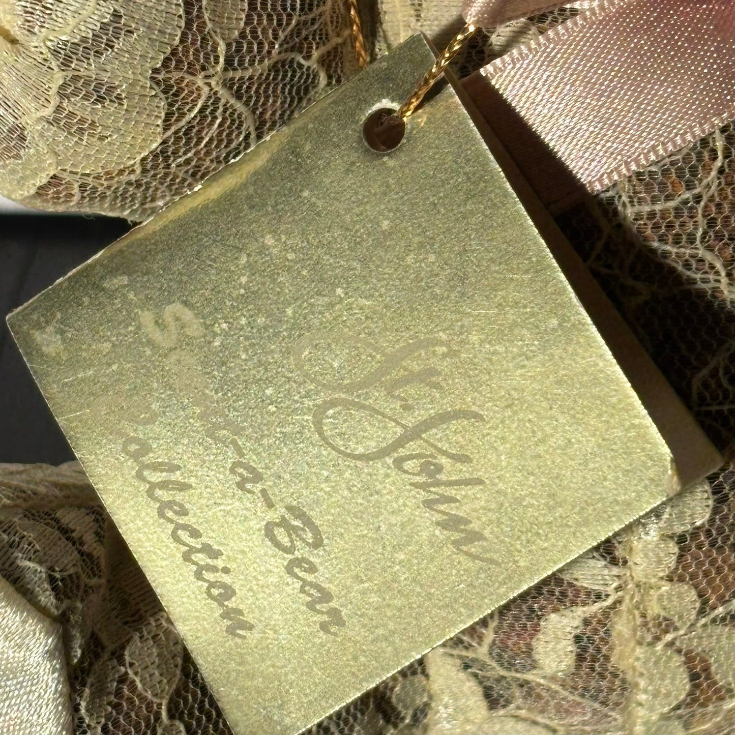 Lovely Bear - Plushie