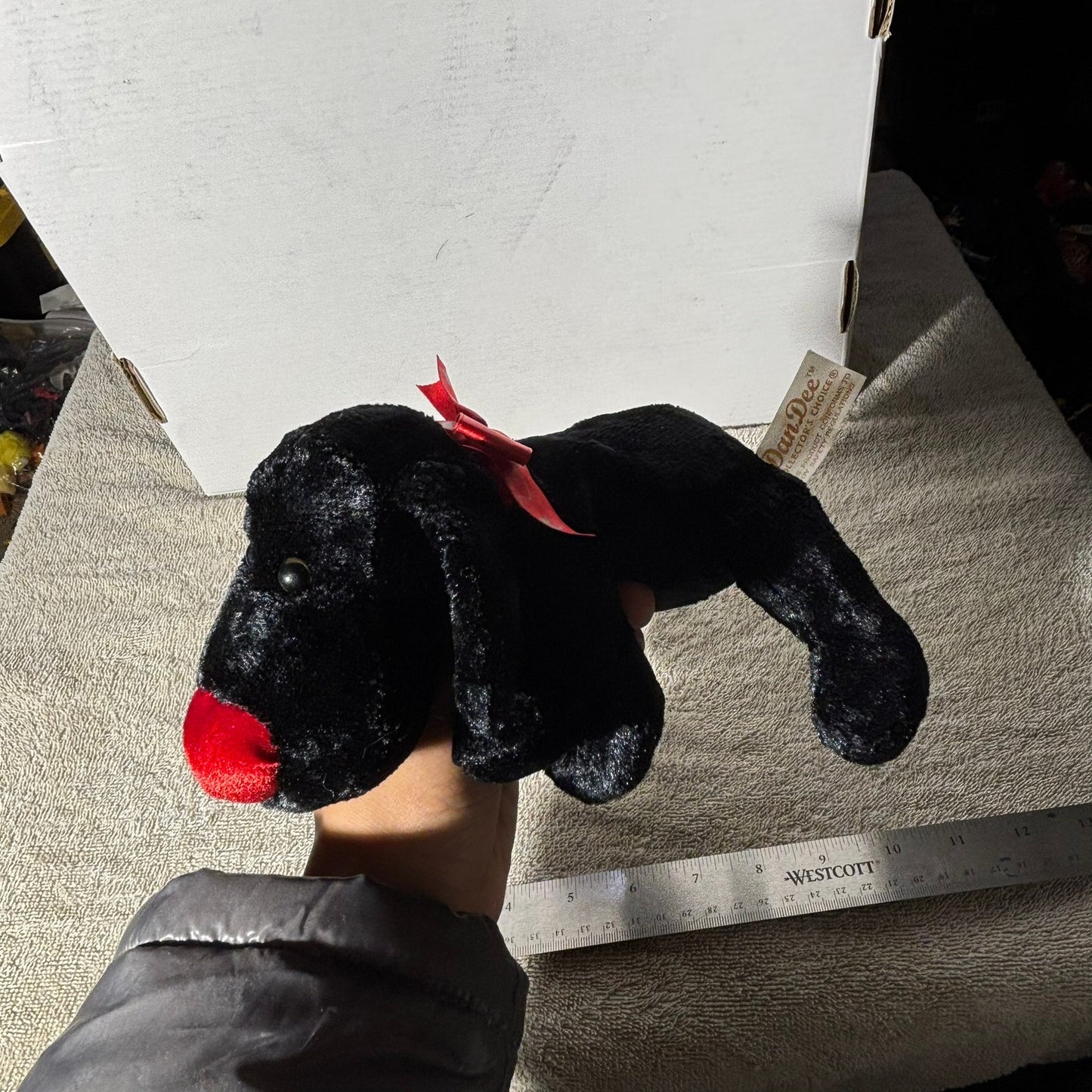 Dan Dee Dog - Plushie