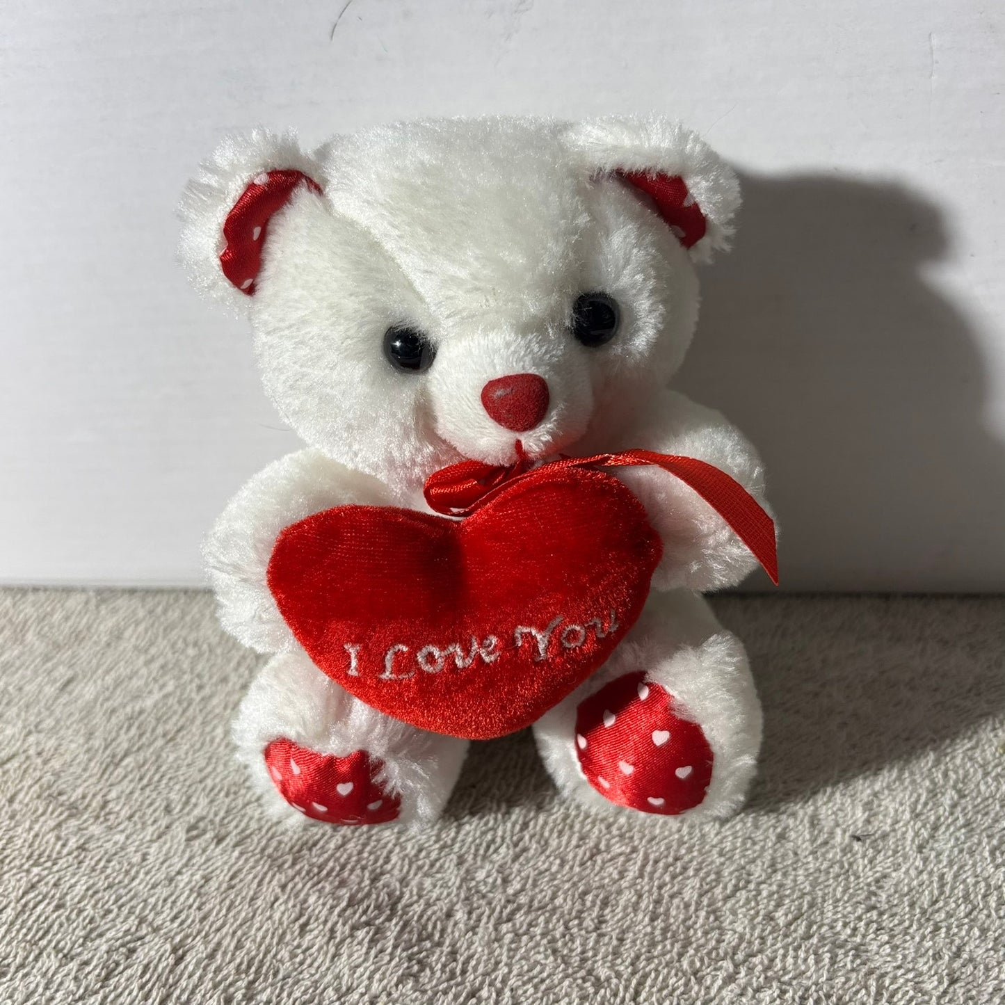 Love Bear - Plushie