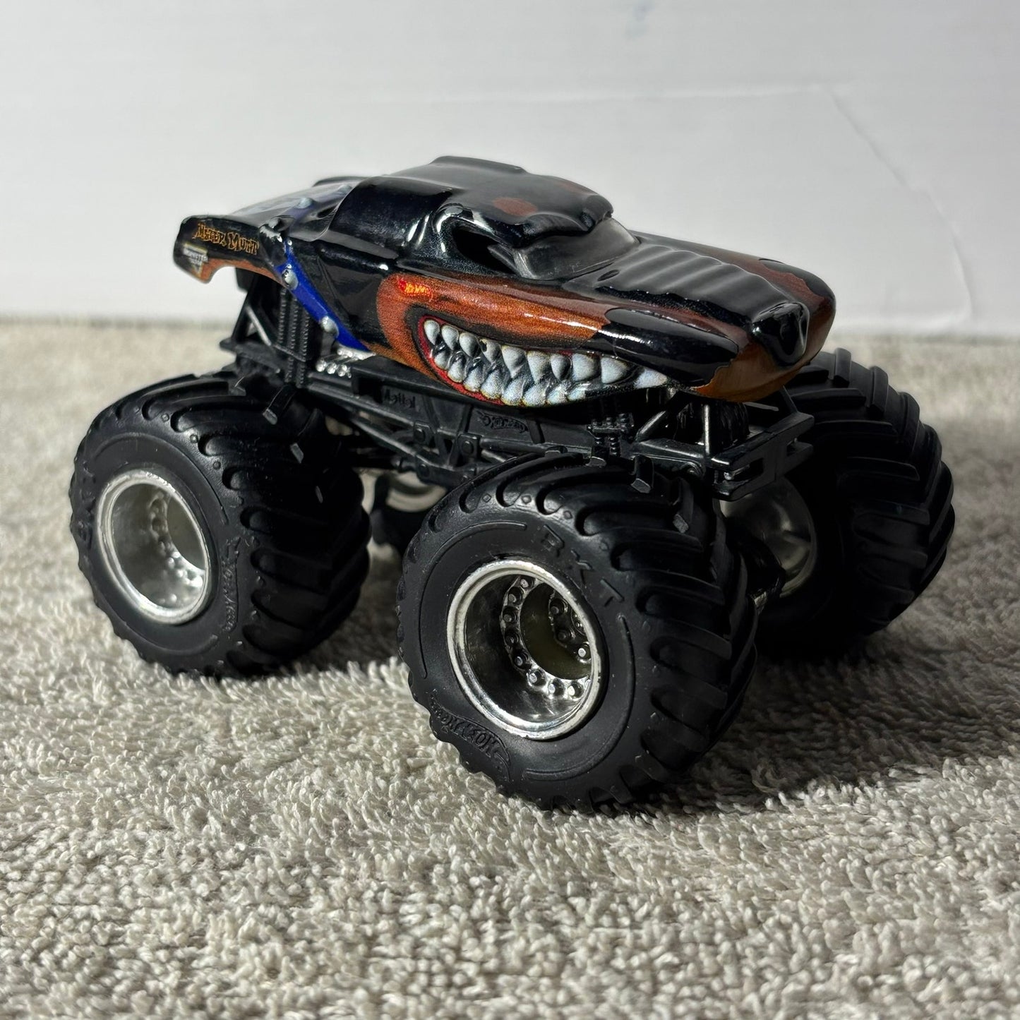 Rottweiler Monster Truck - Toy