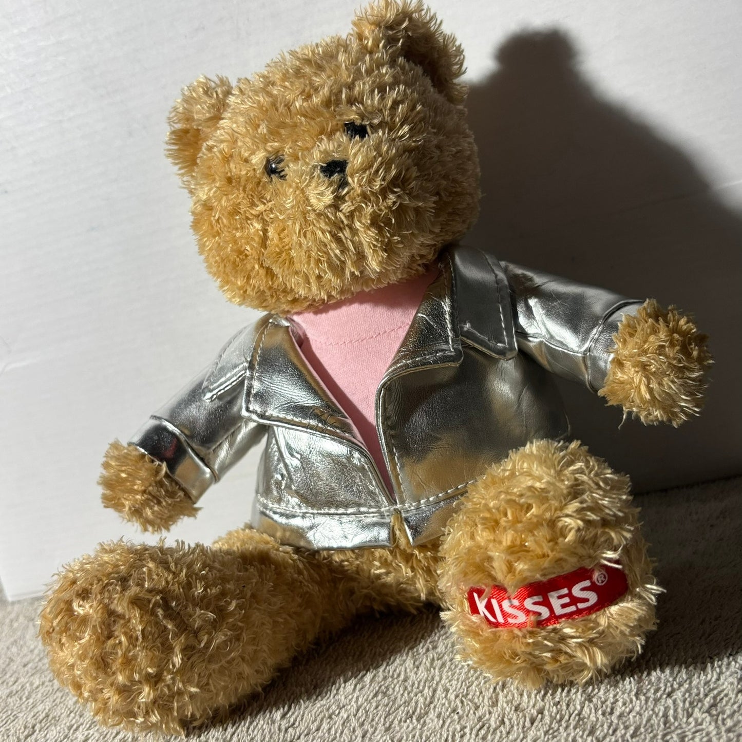 Kisses Bear - Plushie