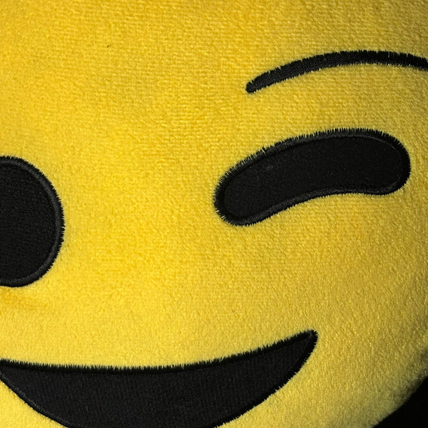 Emoji Wink - Plushie