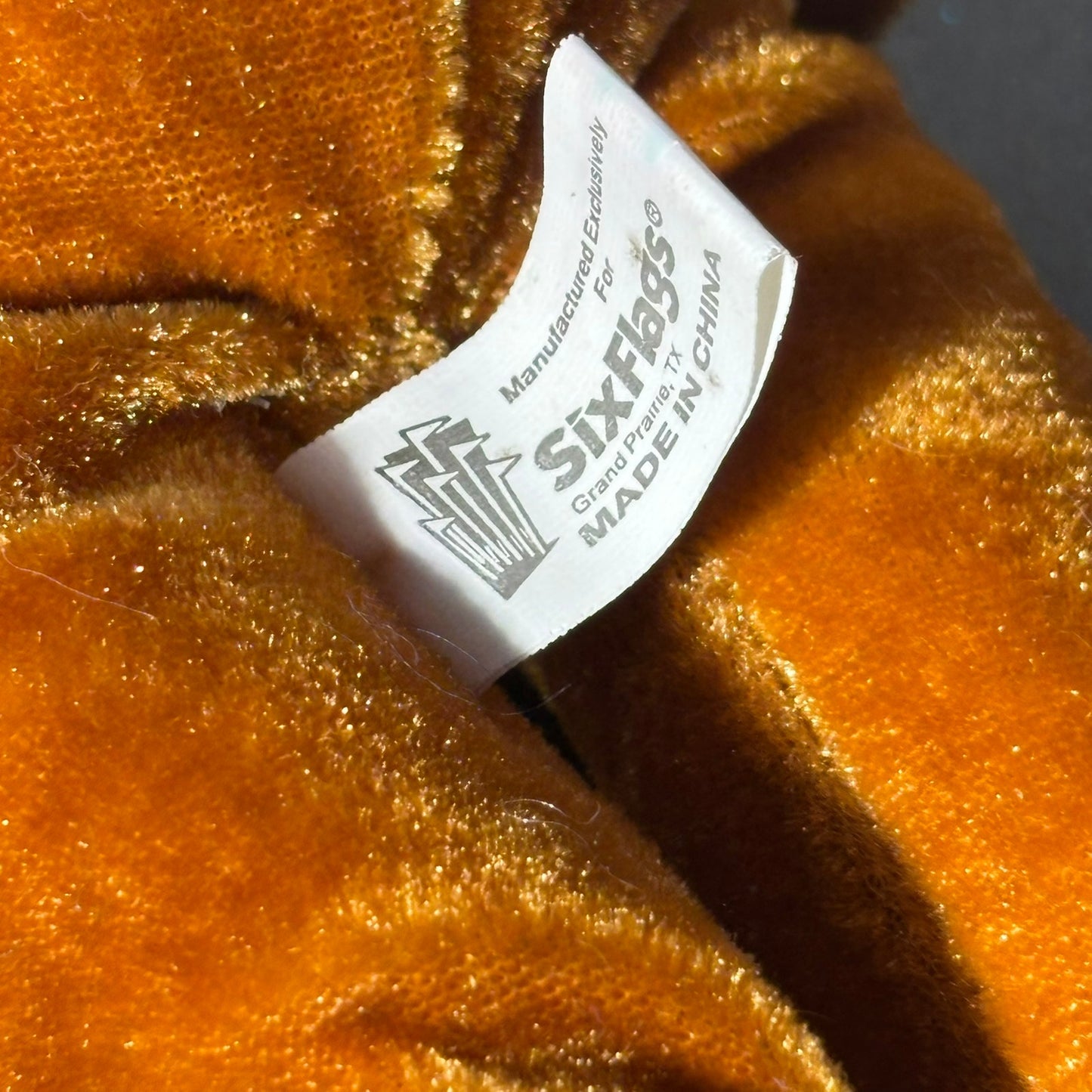 Six Flags Animal - Plushie