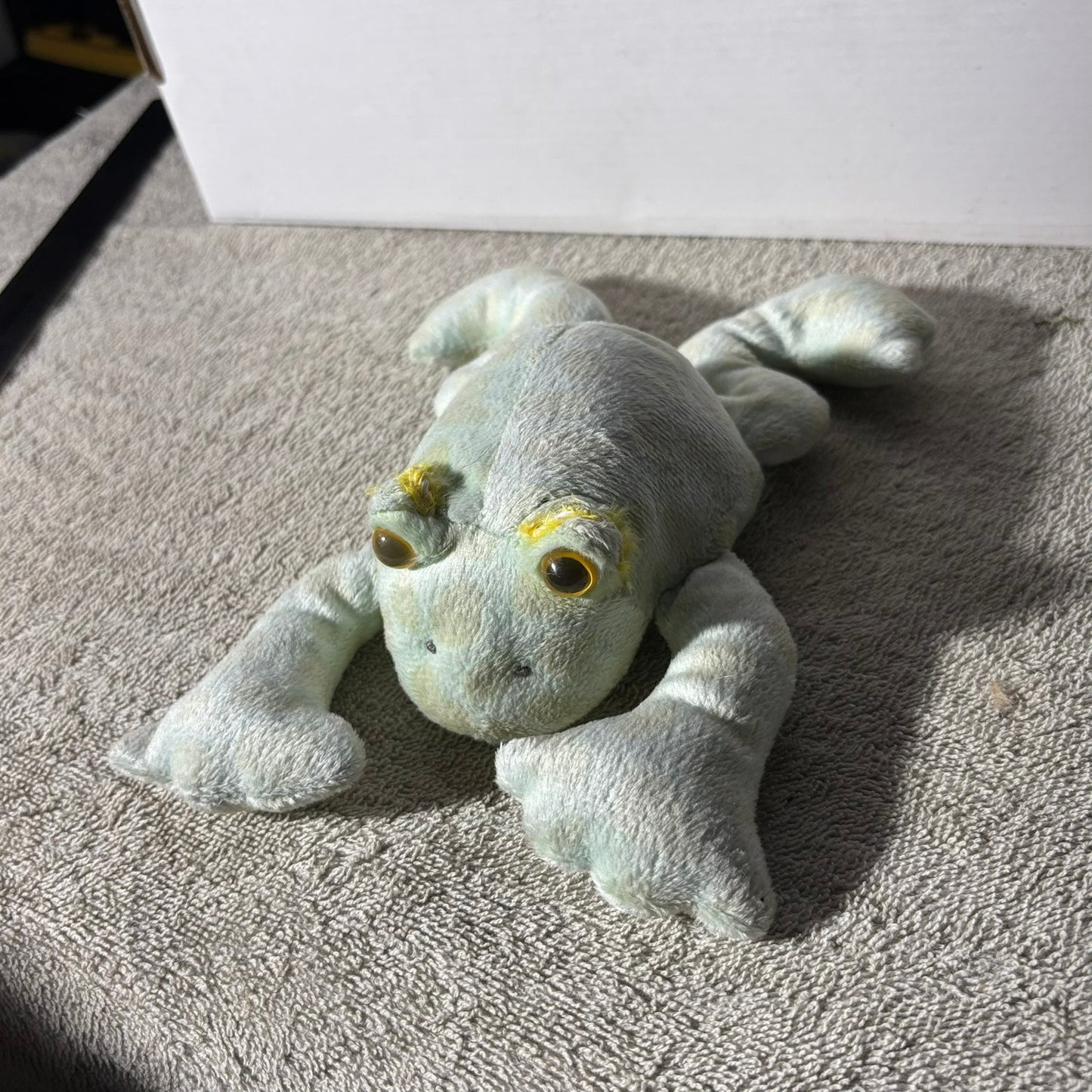 Fade Green Frog - Plushie