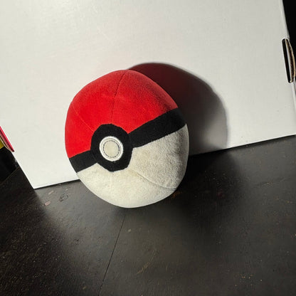 Pokémon Ball - Plushie