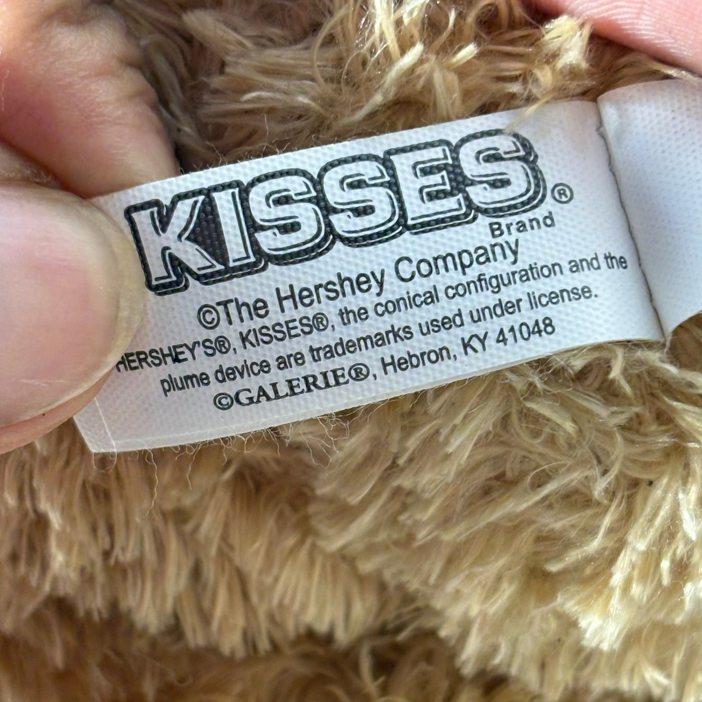 Kisses Bear - Plushie