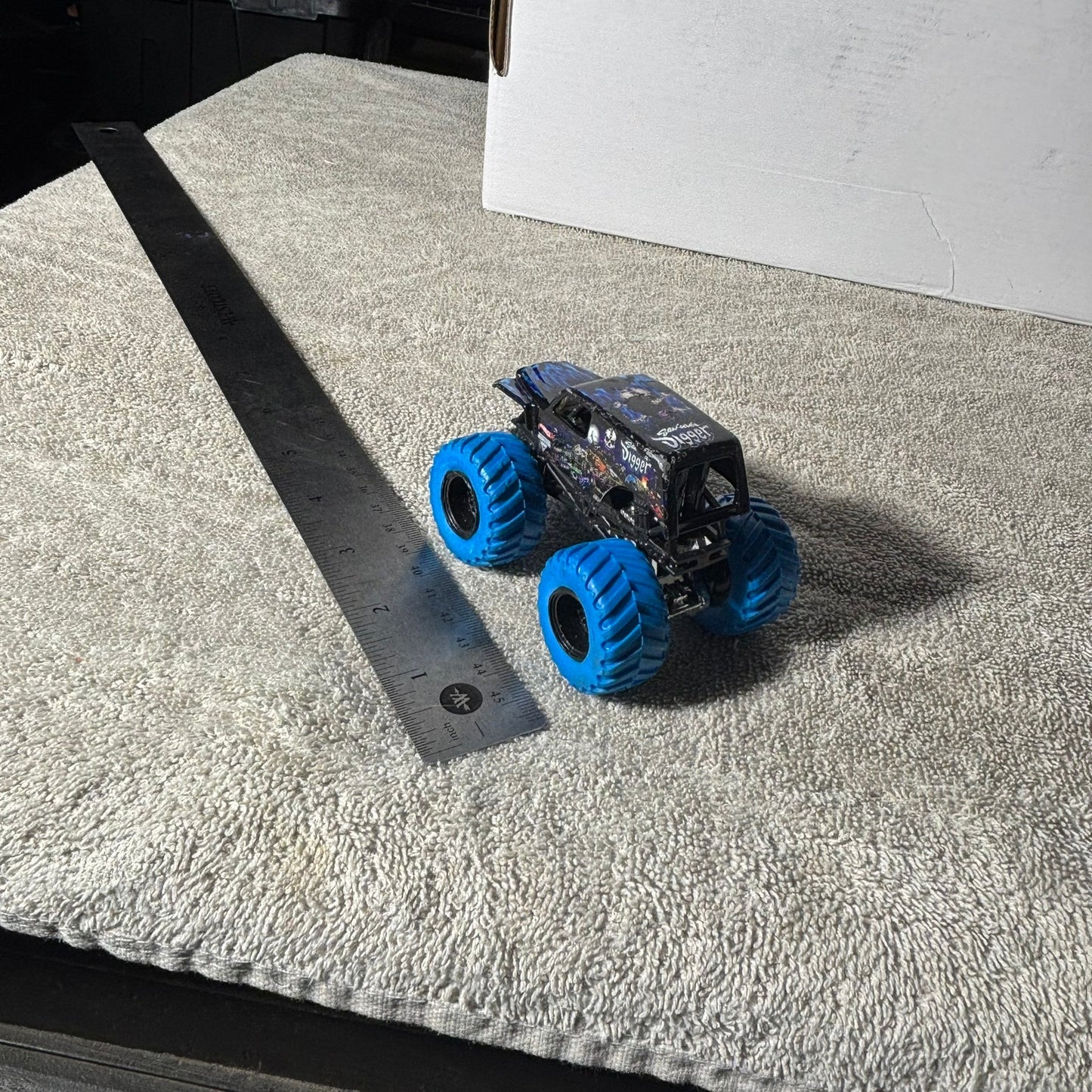 Digger Monster Truck - Toy